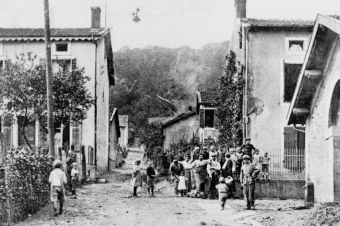 Quartier Jeuyeté en 1917 (photograhie noir et blanc : édition Gobert )